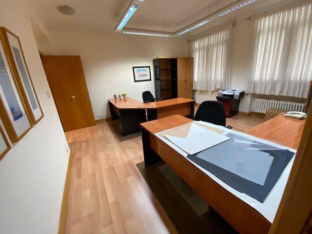 Local comercial en Venta en N/A en Alhóndiga