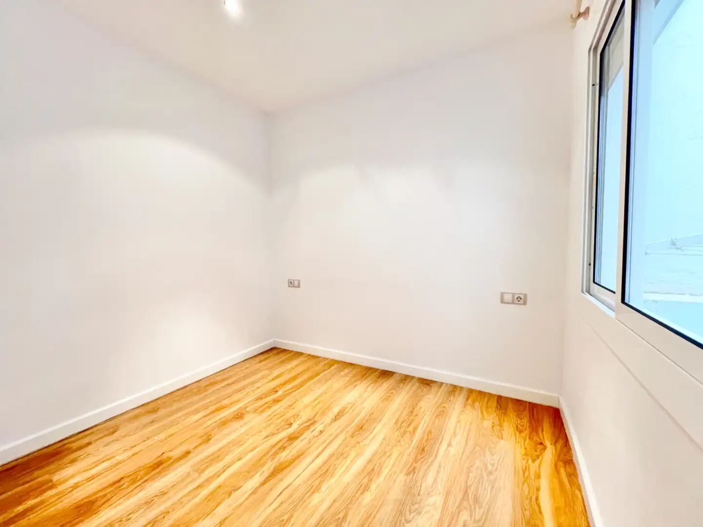 Piso en venta en Barcelona con Aire acondicionado, Calefacción y Parquet