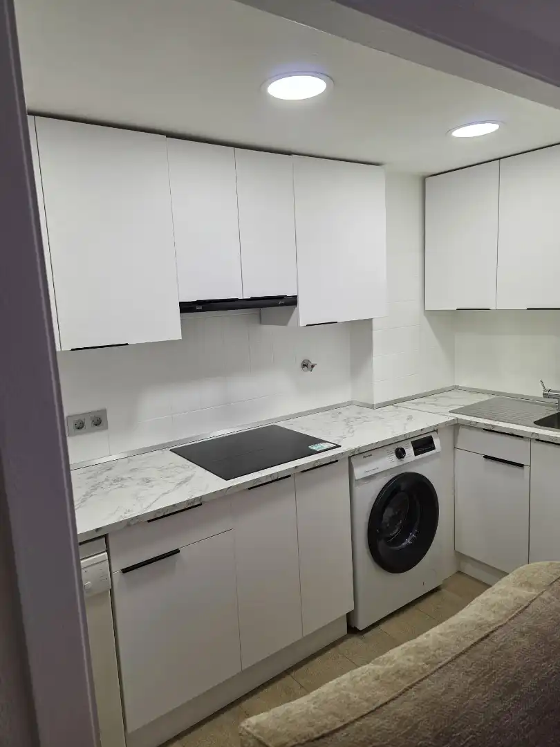 Cocina de Piso de alquiler en Zaragoza con Calefacción, Amueblado y Horno