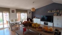 Sala d'estar de Pis en venda en Calafell amb Calefacció, Jardí privat i Parquet