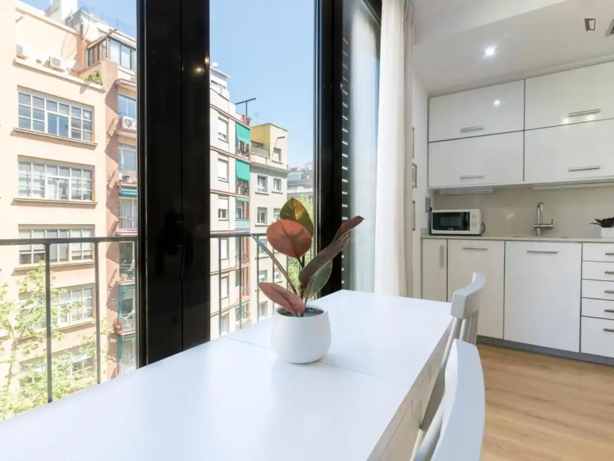 Appartement compact avec ascenseur à louer à Sarrià - Sant Gervasi, imagen 23