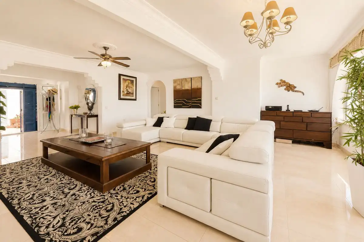 Sala de estar de Casa o chalet en venta en Sotogrande con Aire acondicionado, Jardín privado y Terraza