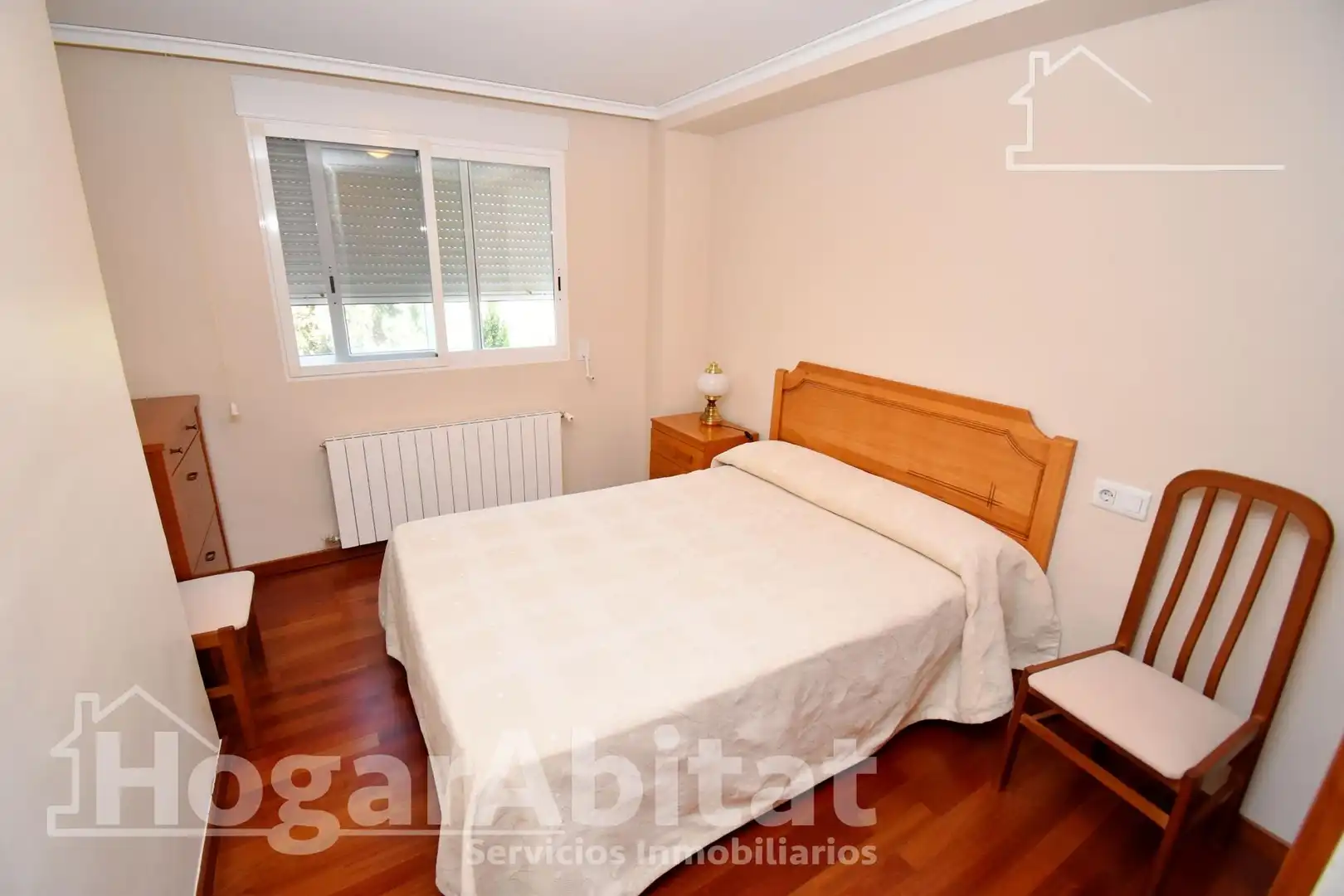 Bedroom of Houses for sale in Torrent  with Air Conditioner, Heating and Private garden