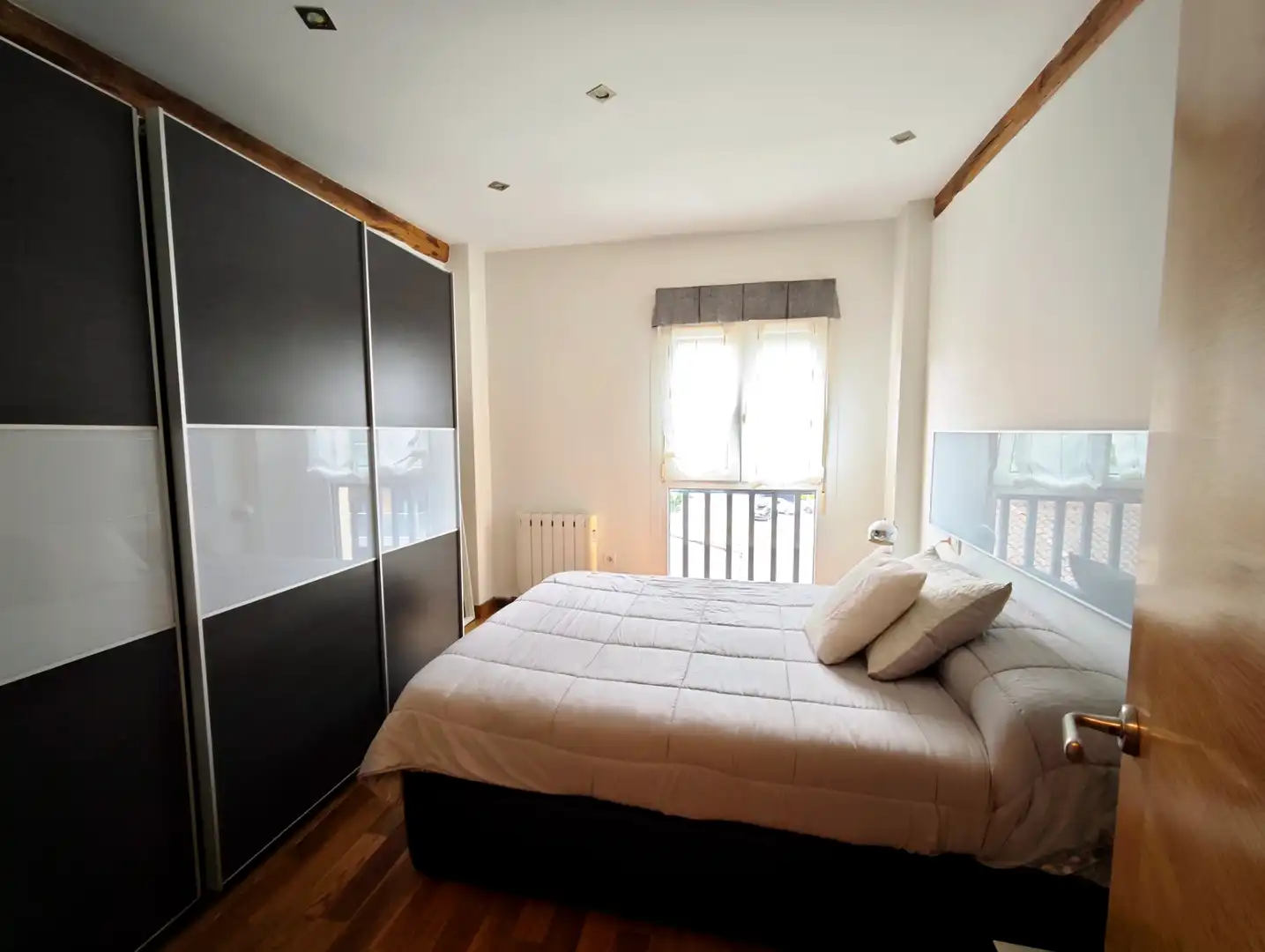 Bedroom of Flat for sale in Durango  with Heating and Furnished