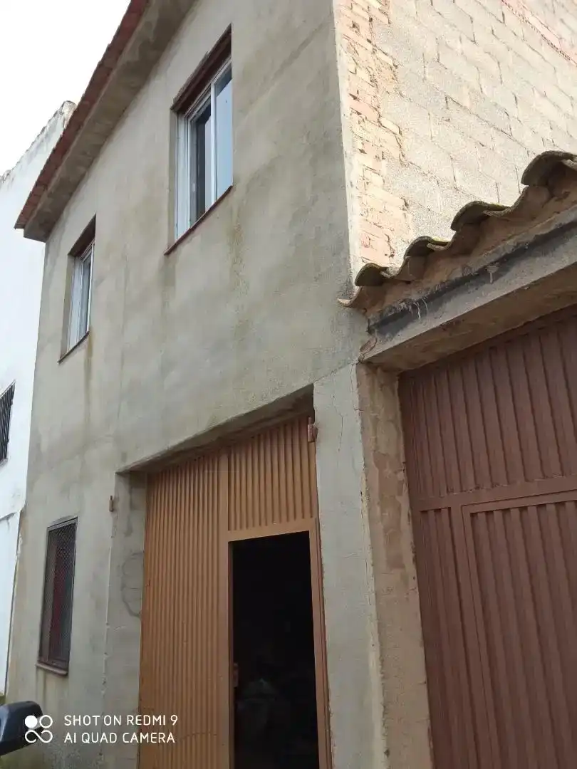 Außenansicht von Garage zum Verkauf in Talayuelas