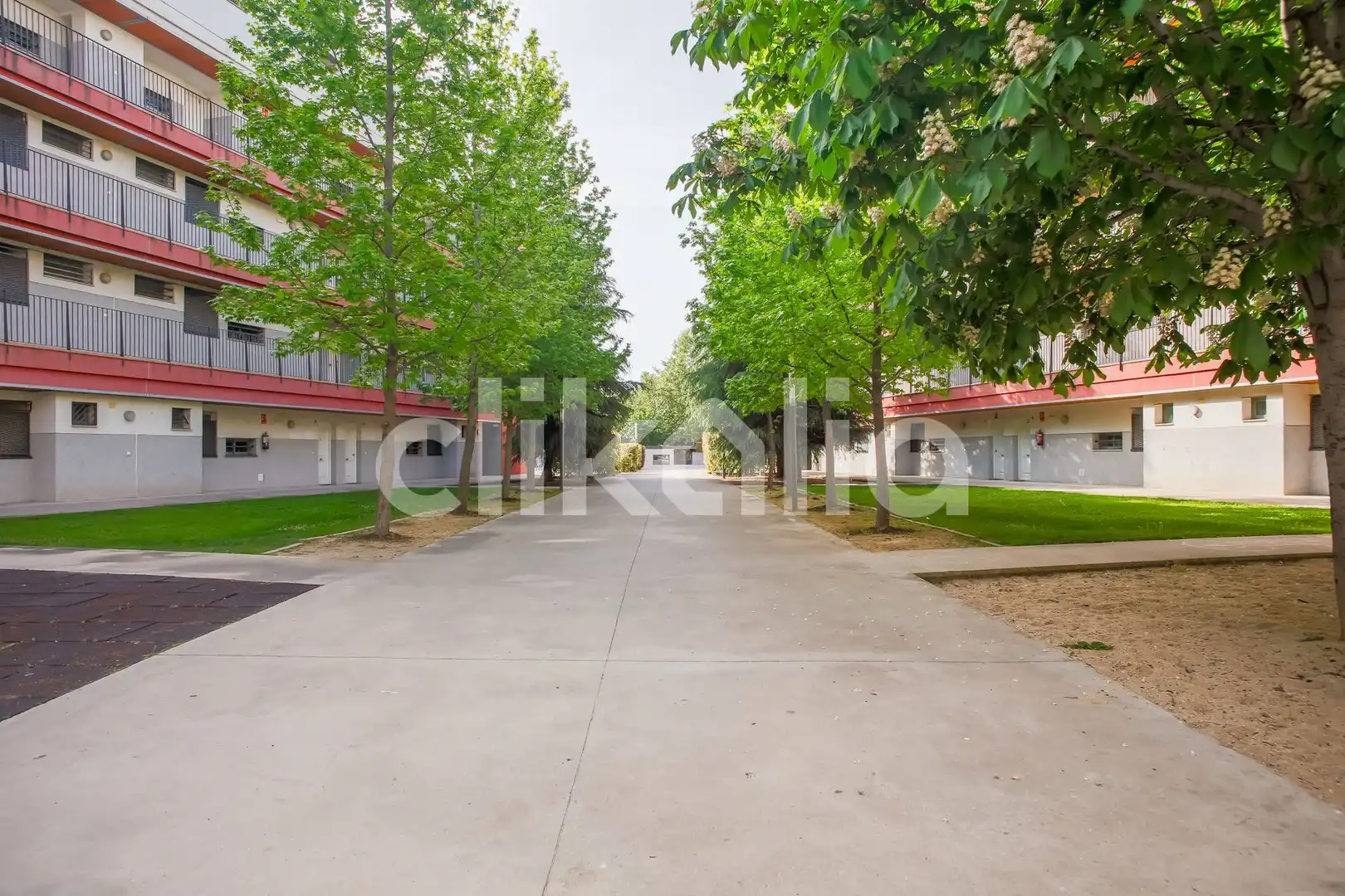 Vista exterior de Piso en venta en Torrejón de Ardoz con Calefacción, Trastero y Piscina