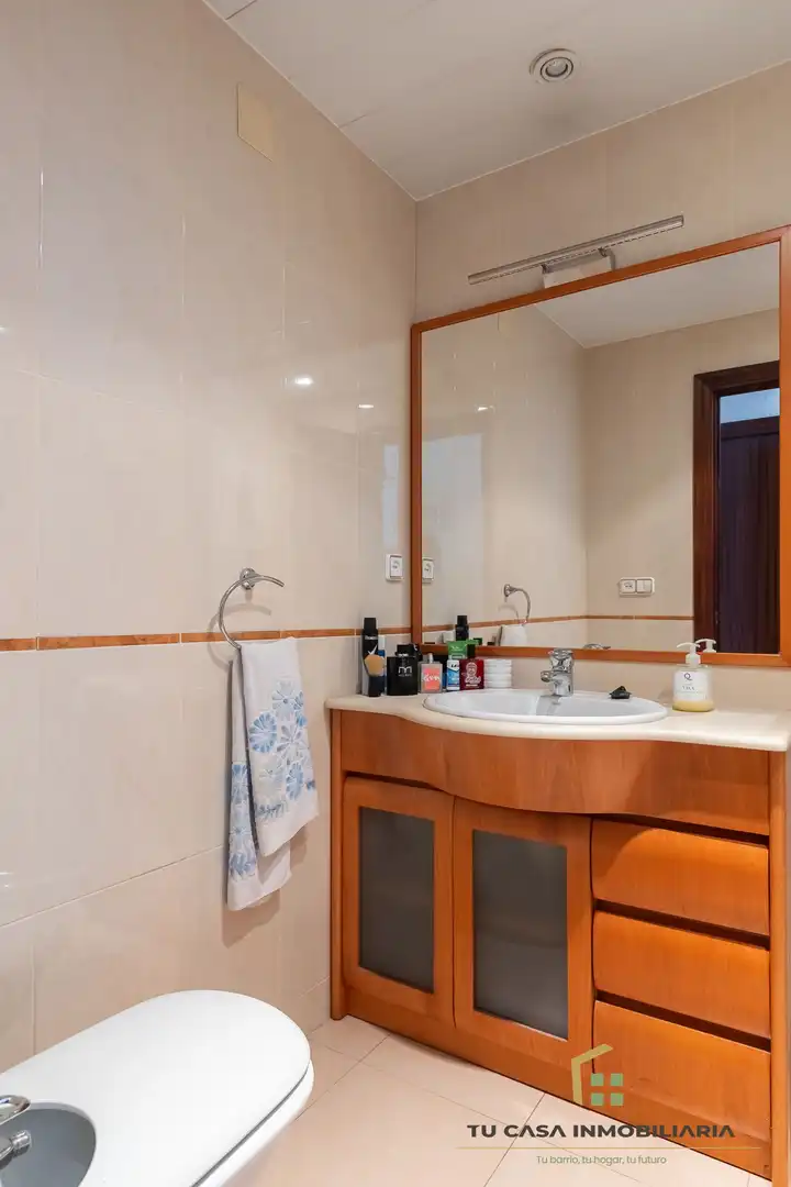 Bathroom of Apartments for sale in Badalona  with Air Conditioner and Heating