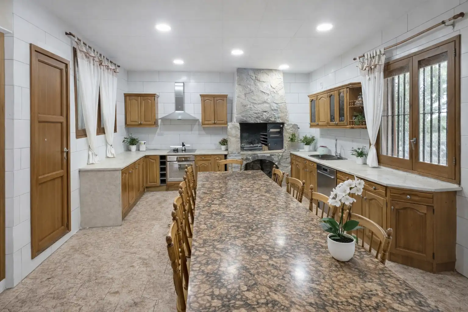 Cuina de Casa o xalet en venda en Sant Salvador de Guardiola amb Aire condicionat, Calefacció i Jardí privat