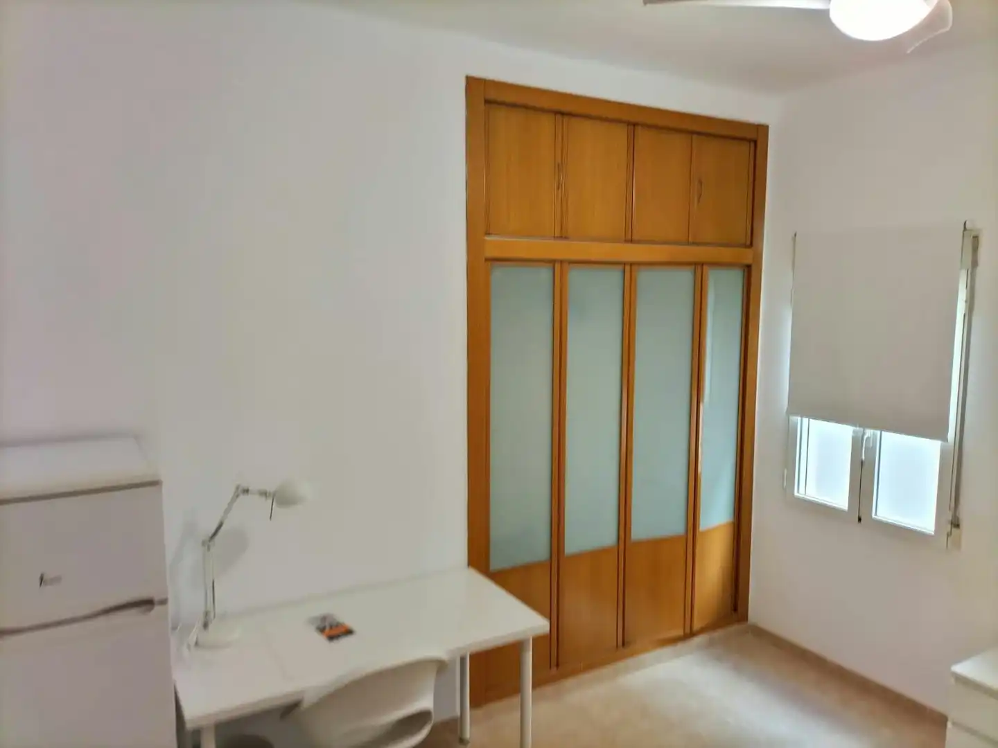 Habitación de Piso para compartir en Valencia con Calefacción, Amueblado y Lavadora