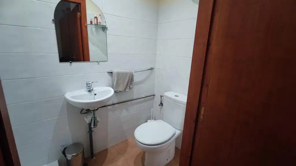 Bany de Casa o xalet en venda en Masarac i Vilarnadal amb Aire condicionat, Calefacció i Jardí privat