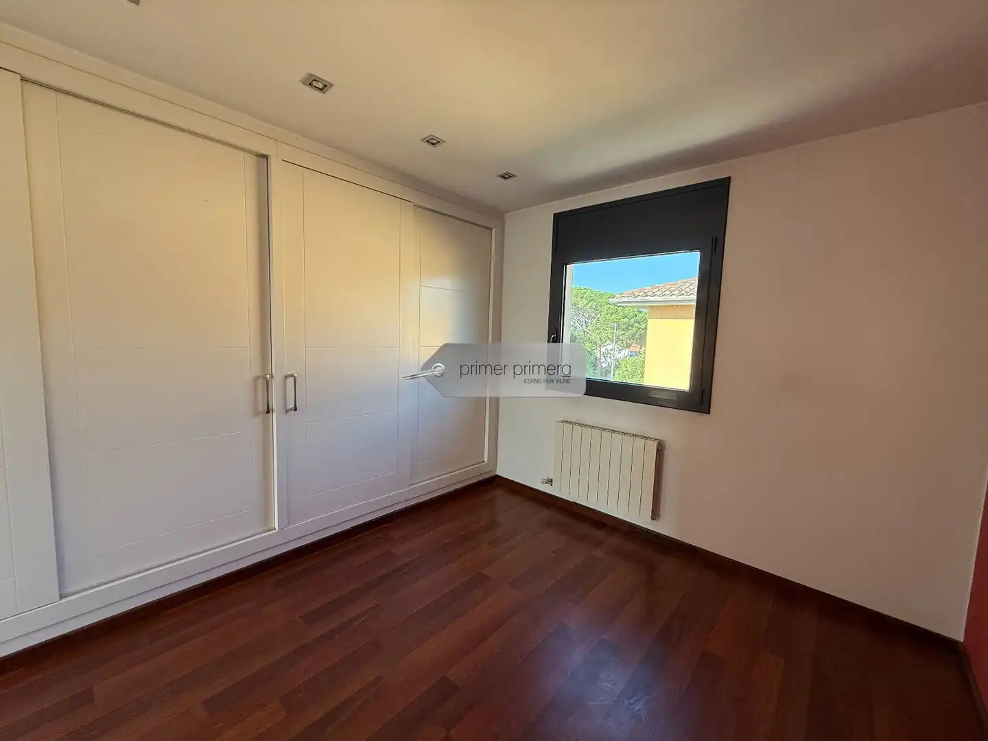 Habitación de Casa o chalet en venta en Vilobí d'Onyar con Aire acondicionado, Calefacción y Jardín privado