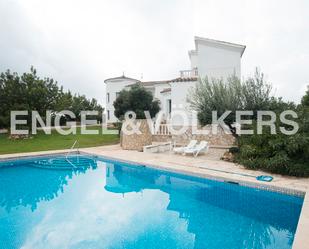 Schwimmbecken von Country house zum verkauf in San Jorge / Sant Jordi mit Heizung, Terrasse und Abstellraum