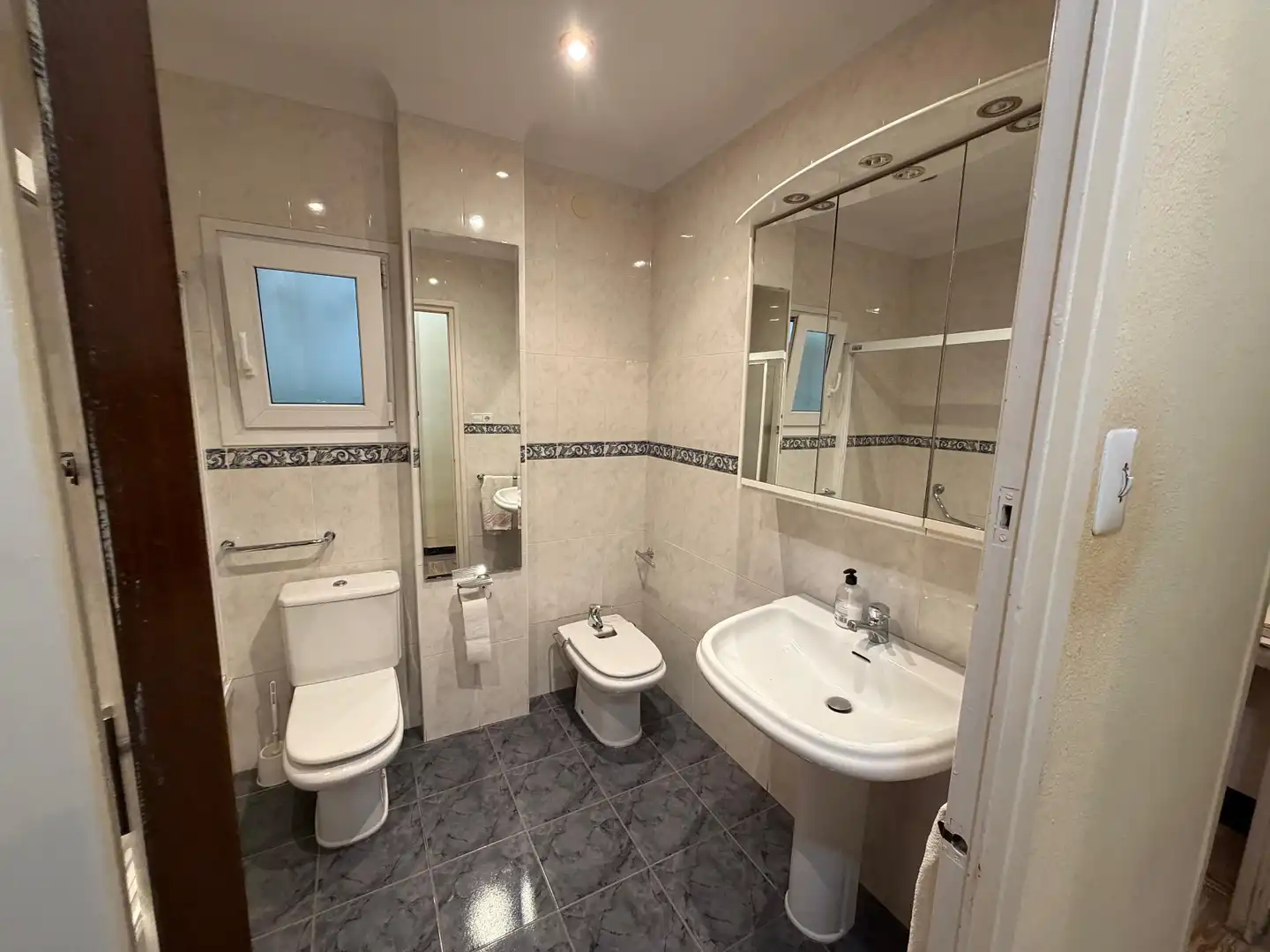 Badezimmer von Wohnung zum Verkauf in Cervera mit Heizung, Abstellraum und Möbliert