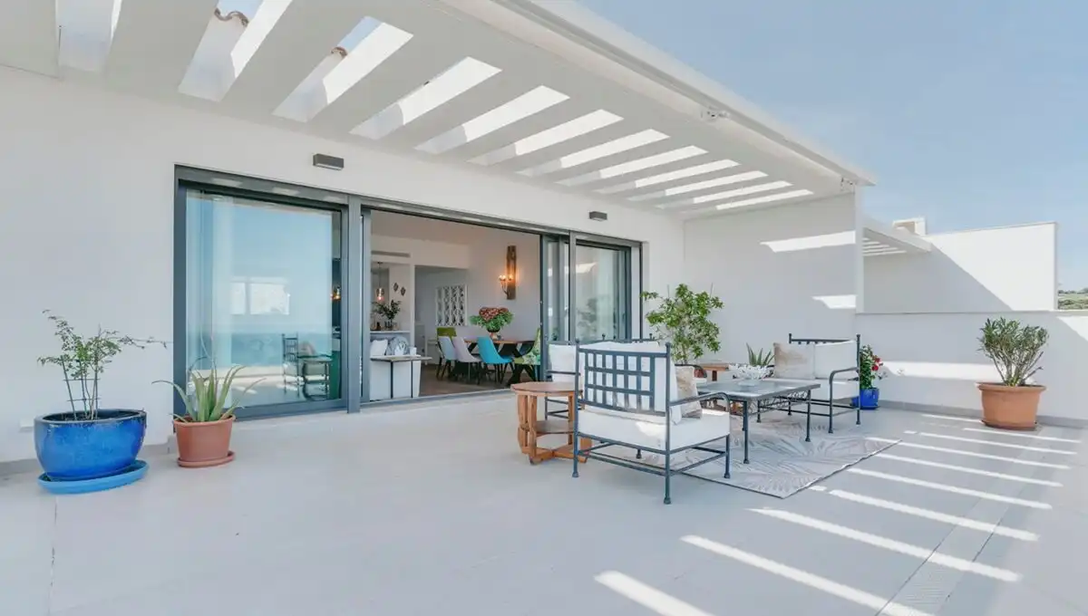 Terraza de Ático en venta en La Alcaidesa con Aire acondicionado, Calefacción y Jardín privado