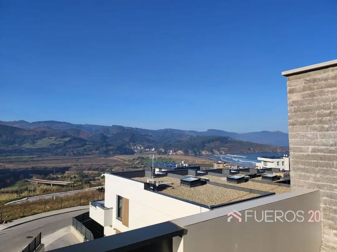 Terraza de Casa adosada en venta en Zierbena con Calefacción, Jardín privado y Terraza