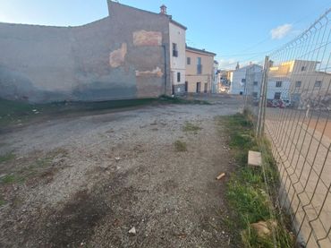 Wohnbaugrundstück zum Verkauf in Placeta Loranes 7