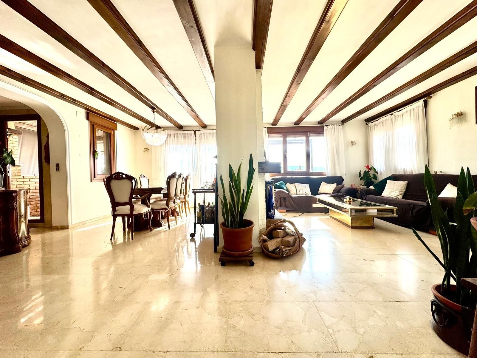 Sala d'estar de Àtic en venda en Dénia amb Aire condicionat, Jardí privat i Terrassa