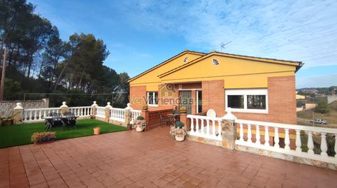 Foto 2 de Casa o xalet en venda a Carrer Dels Països Catalans, 18, Castellbisbal, Barcelona