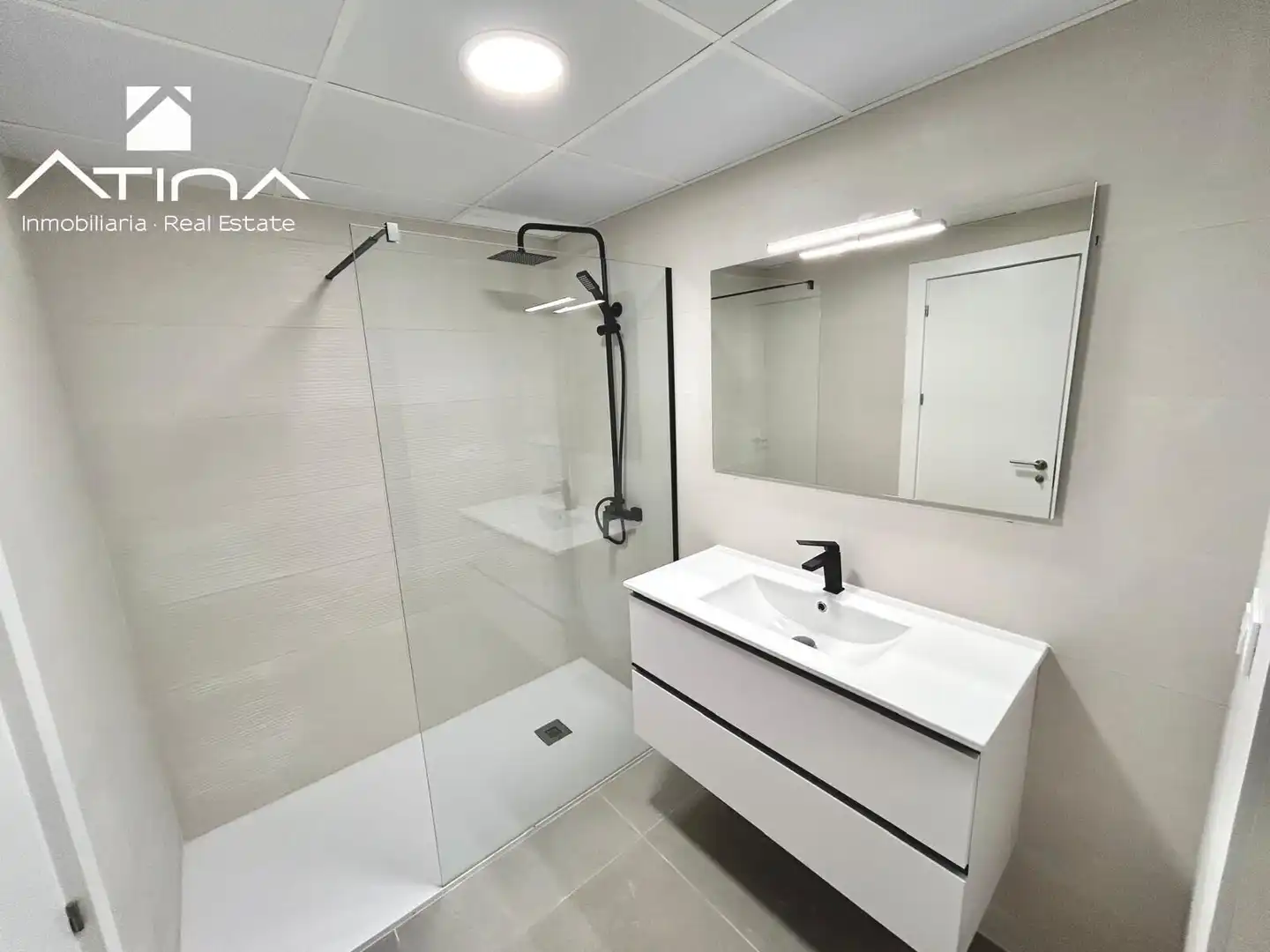 Bathroom of Detached homes for sale in Dénia  with Air Conditioner, Private garden and Terrace