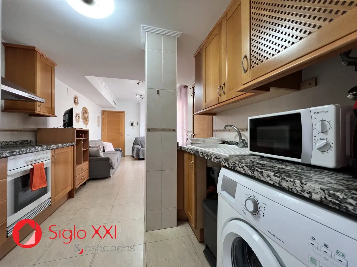 Küche von Wohnung zum Verkauf in Oropesa del Mar / Orpesa mit Klimaanlage, Heizung und Terrasse
