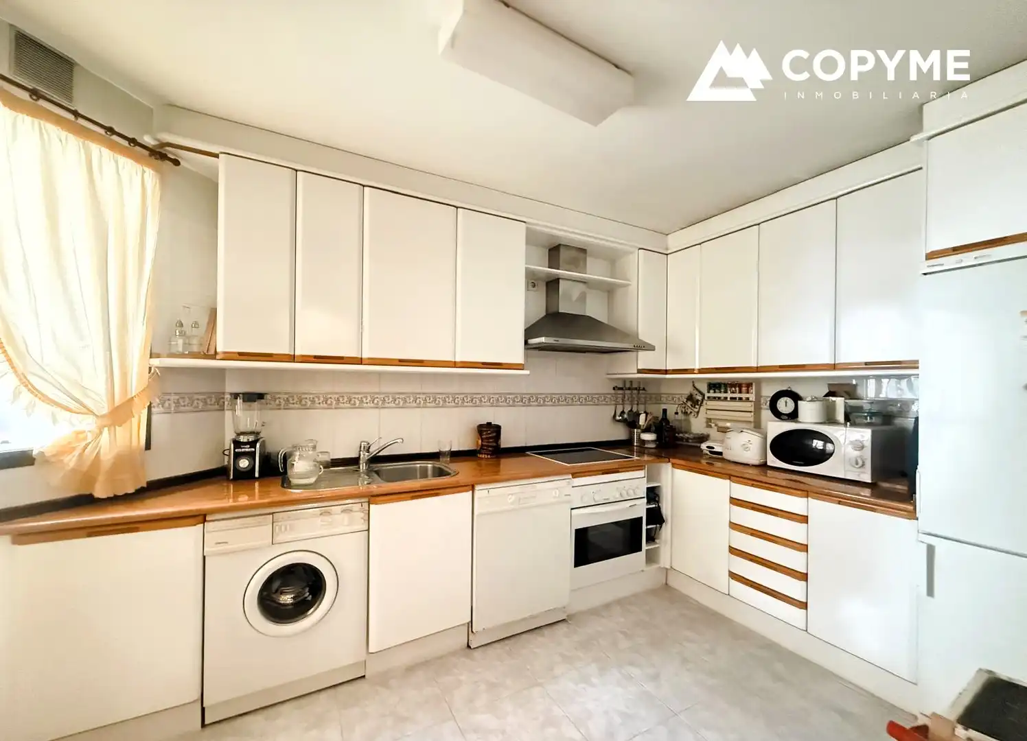 Kitchen of Flat for sale in Torrijos  with Heating, Terrace and Furnished