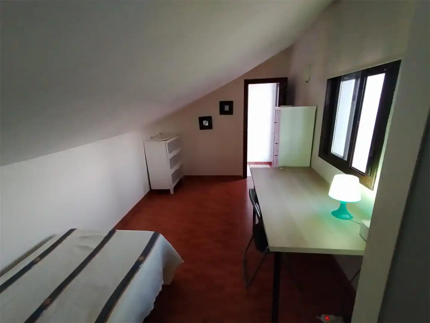 Dormitori de Casa adosada per a compartir en Córdoba amb Aire condicionat, Moblat i Forn