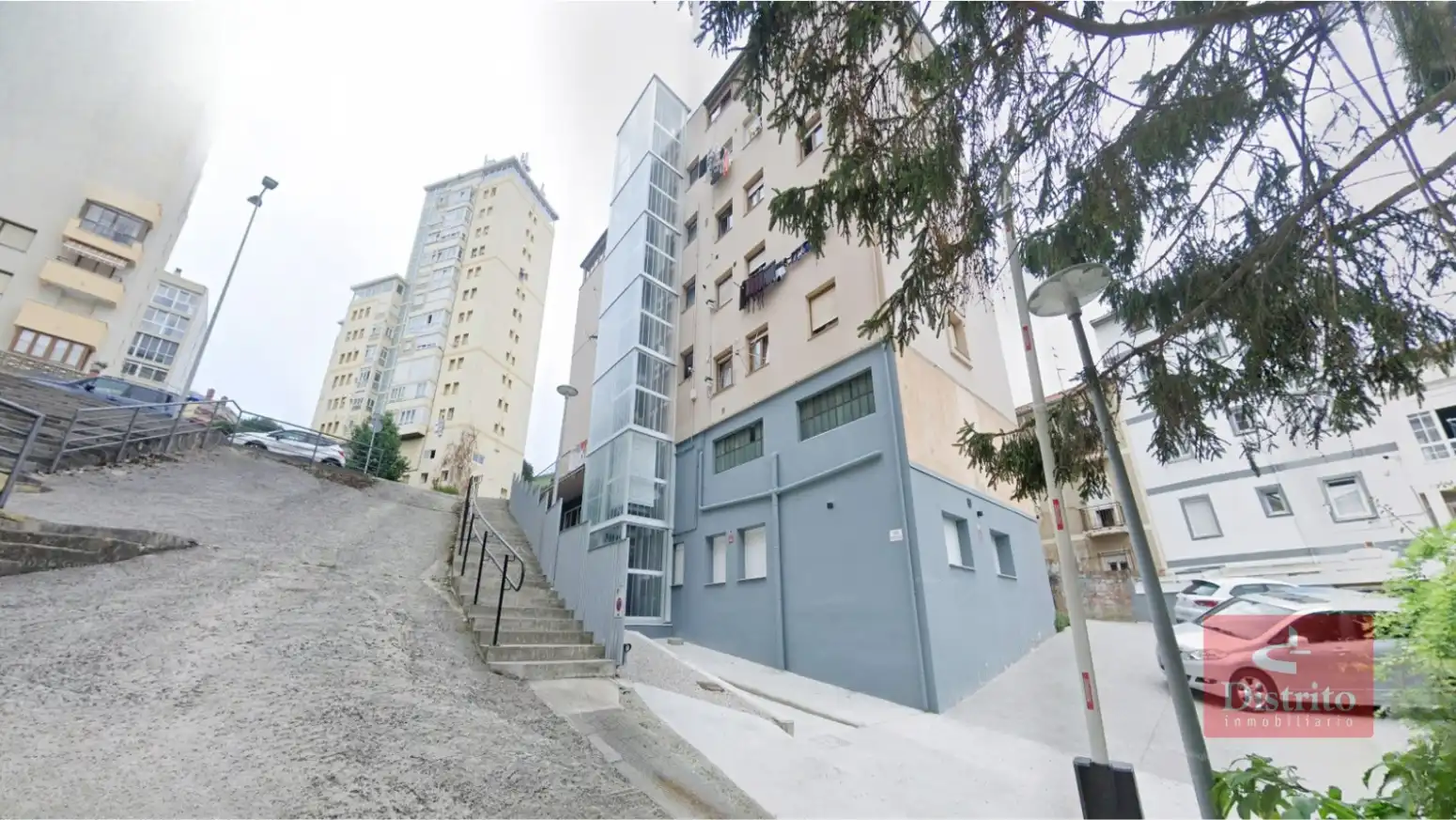 Außenansicht von Wohnung zur Miete in Santander mit Heizung