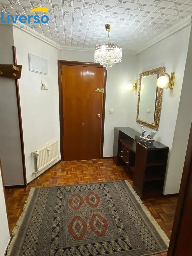 Habitación en Calle DEL VENA, Reyes Católicos