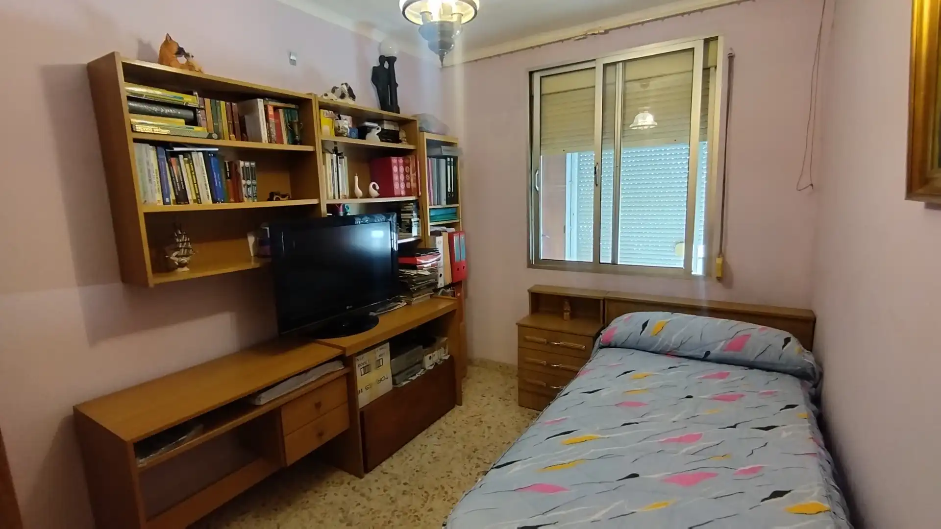 Bedroom of Flat for sale in Sevilla  with Air Conditioner and Terrace