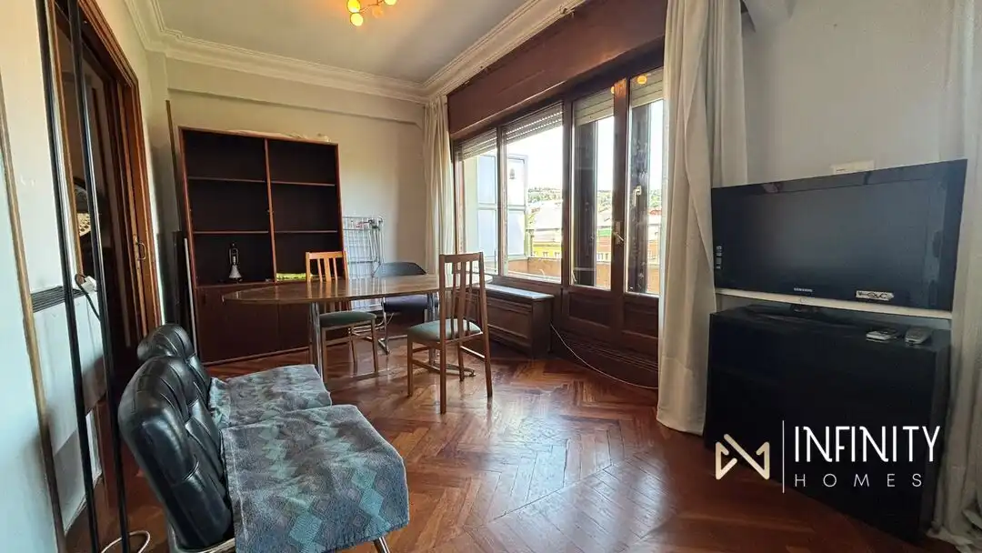 Living room of Flat for rent in Bilbao   with Heating, Terrace and Balcony