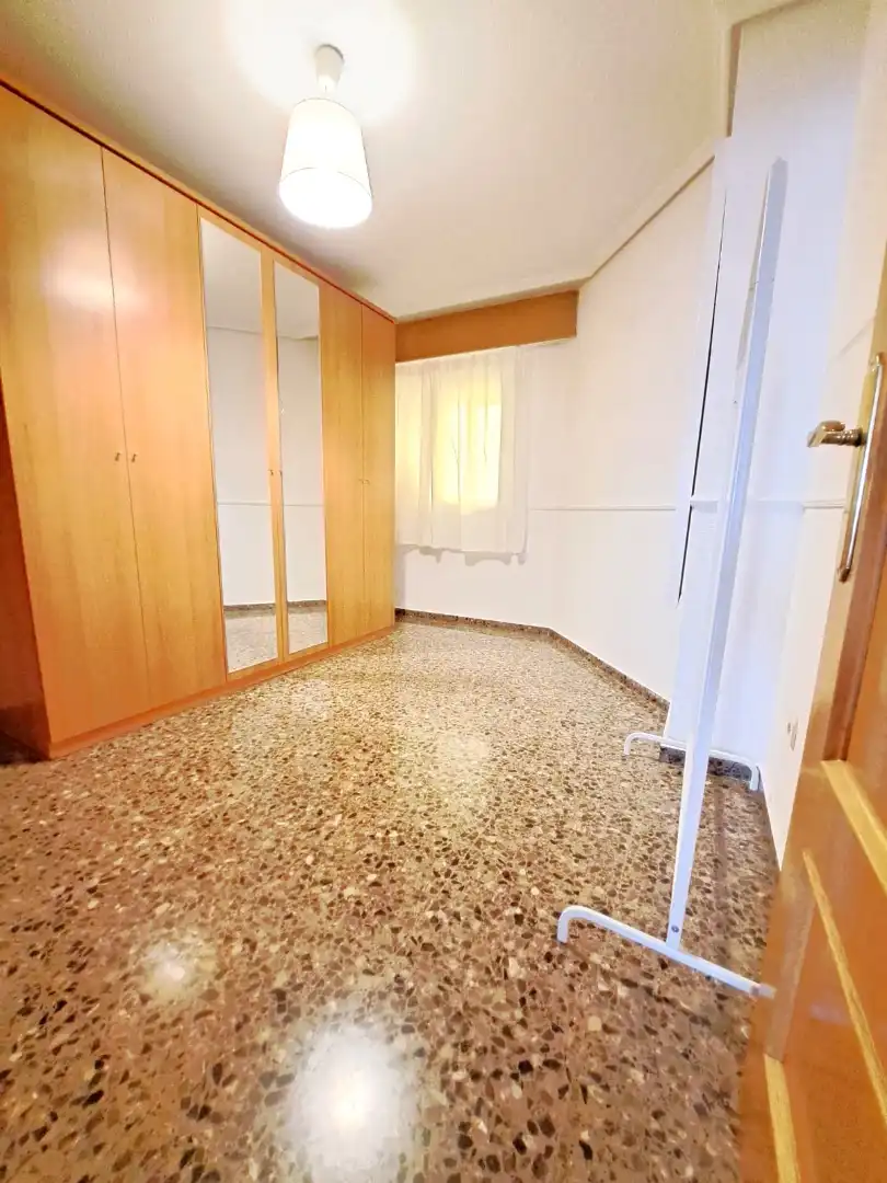 Bedroom of Flat for sale in Torrent  with Air Conditioner, Heating and Furnished