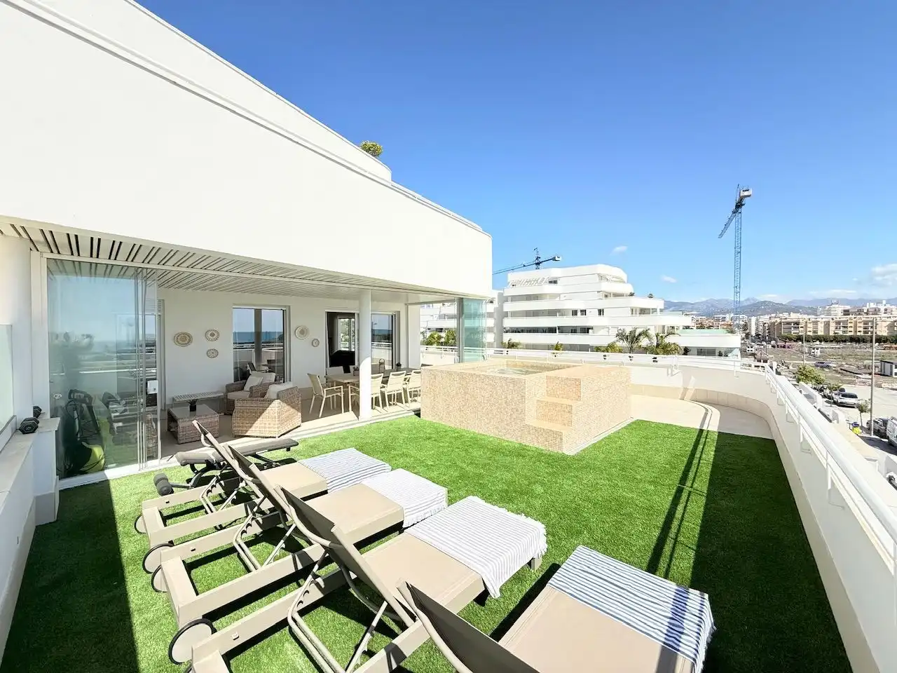 Terrassa de Pis en venda en Vélez-Málaga amb Aire condicionat, Calefacció i Jardí privat