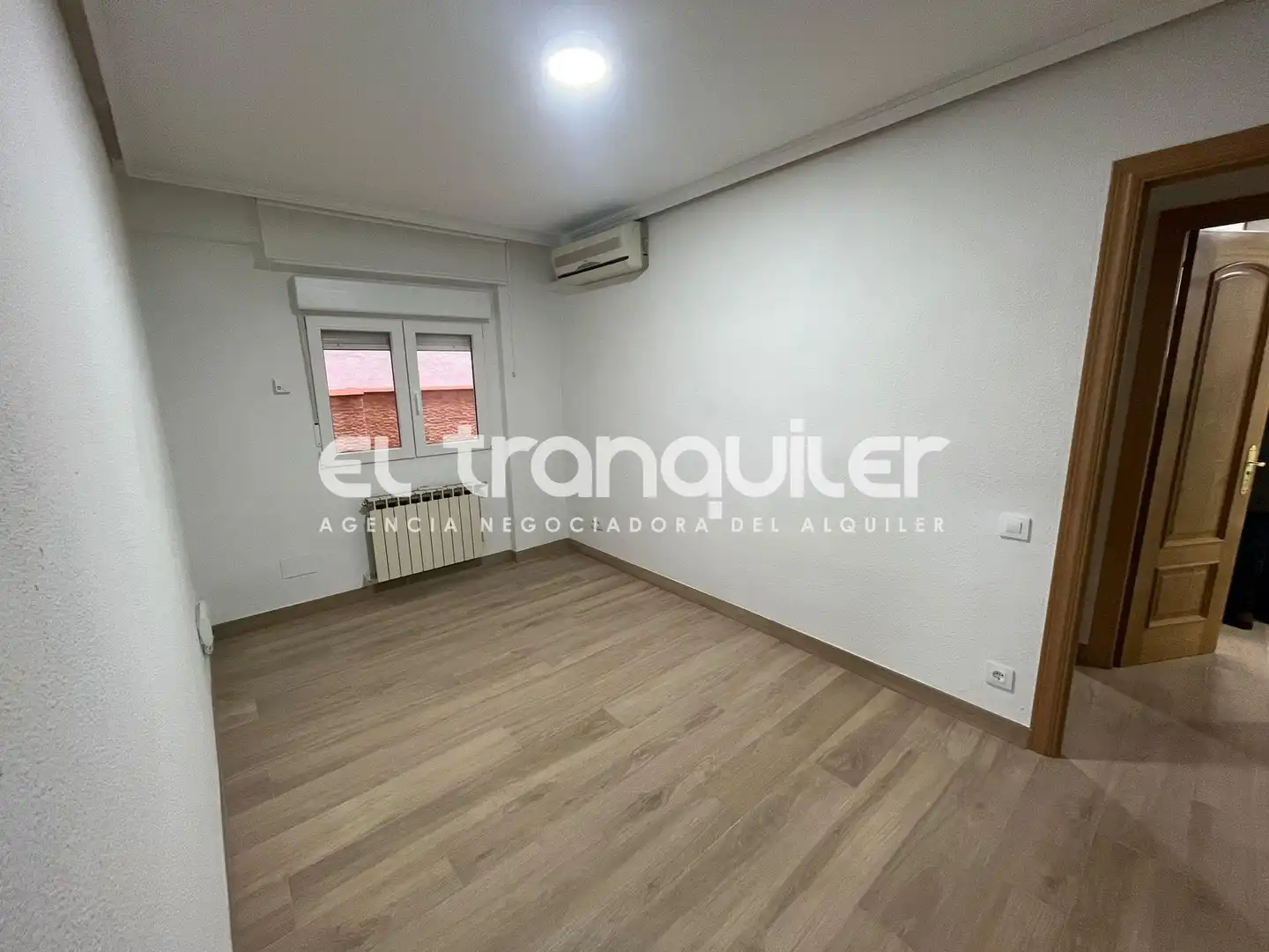 Habitación de Piso de alquiler en Madrid con Aire acondicionado, Parquet y Se aceptan mascotas