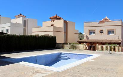 Swimming pool of House or chalet for sale in Dílar  with Air Conditioner, Terrace and Swimming Pool