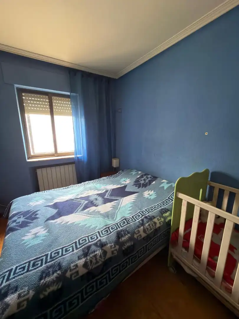 Dormitori de Pis en venda en Venta de Baños amb Calefacció i Terrassa
