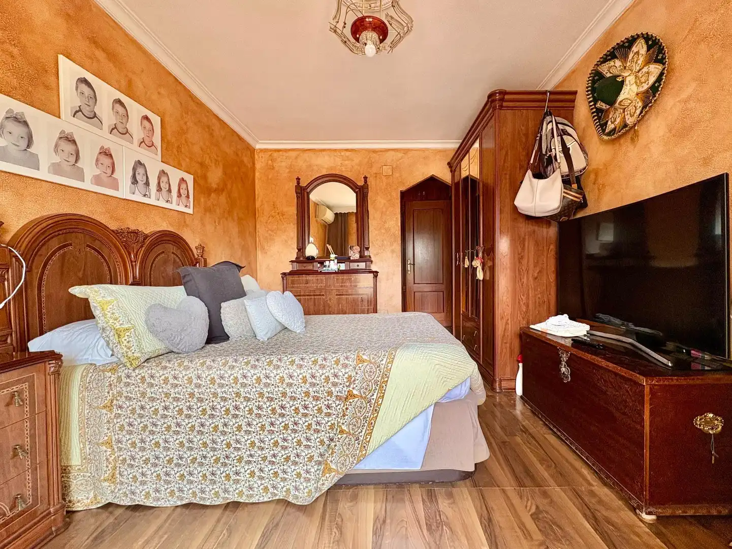 Habitación de Piso en venta en Málaga con Aire acondicionado, Terraza y Amueblado