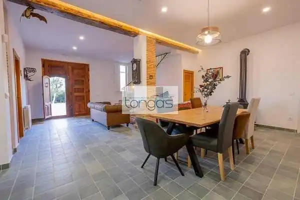 Comedor de Finca rústica en venta en Alzira con Aire acondicionado, Jardín privado y Piscina