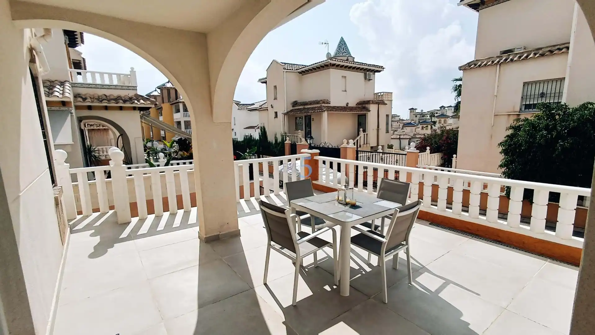 Reihenhaus mit Pool zum Verkauf in Calle Castillo de la Torre grosa  Playa golf  Lomas de Cabo Roig Alicante  ES, imagen 3