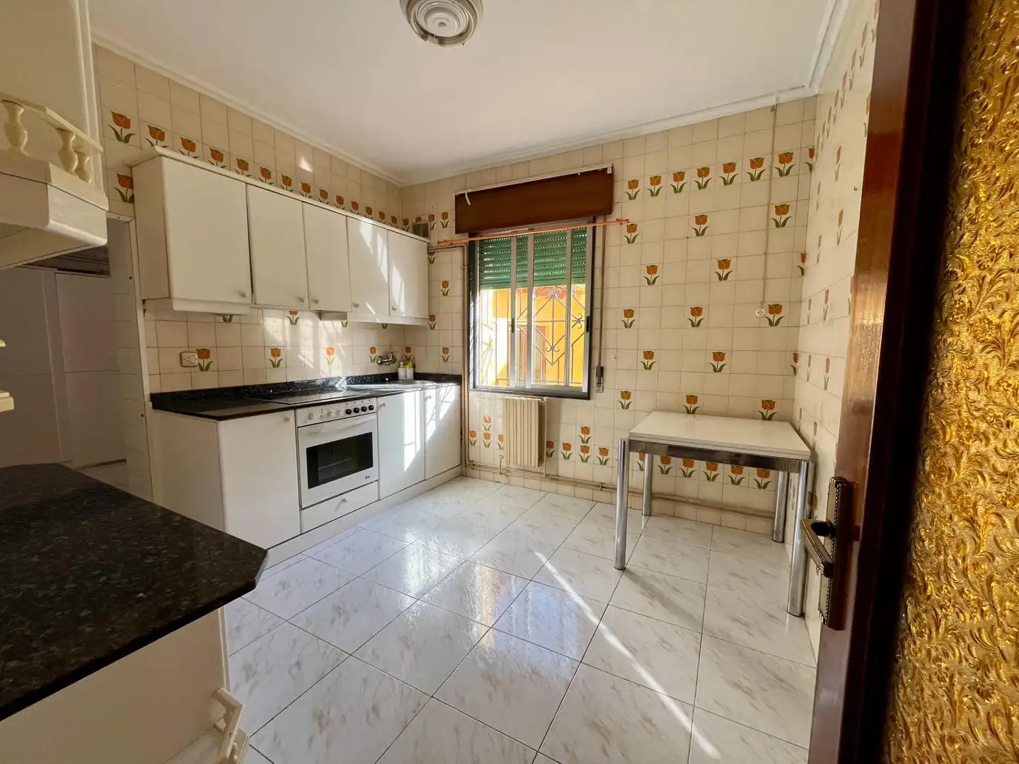 Cocina de Casa o chalet en venta en Camargo con Calefacción