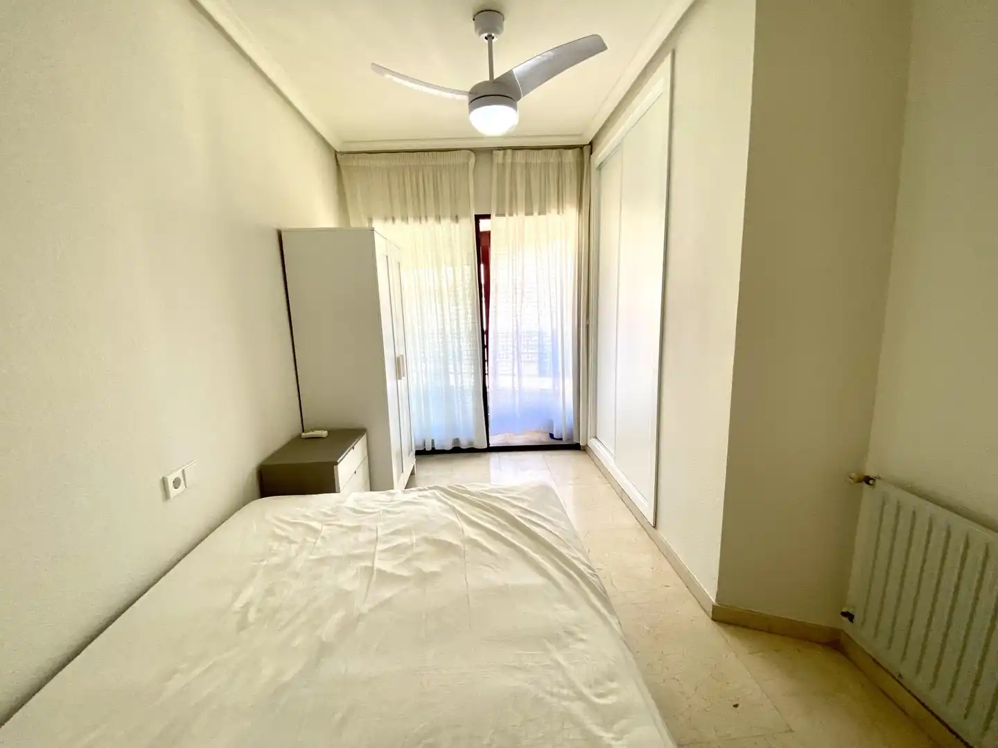 Flat for rent in Calle CALDERON DE LA BARCA, Orihuela ciudad