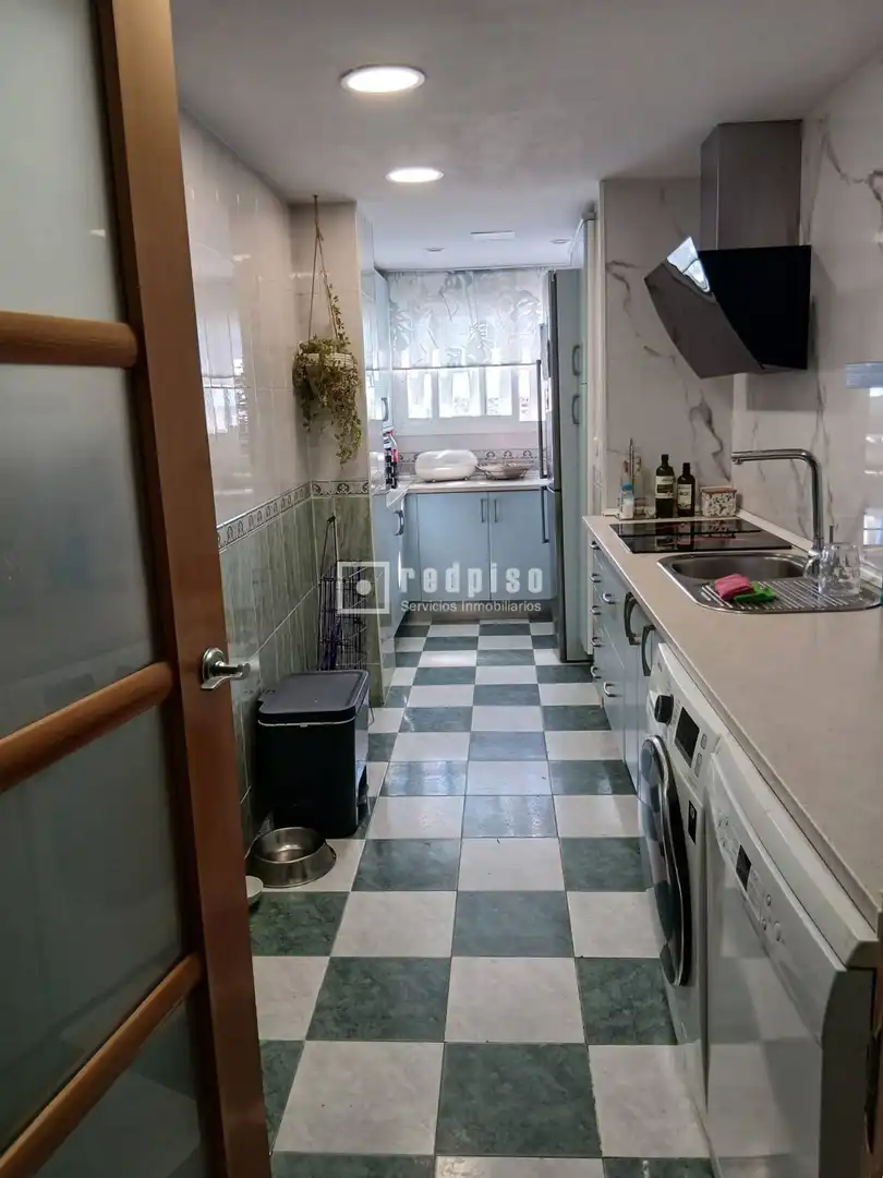 Cuina de Pis en venda en Humanes de Madrid amb Aire condicionat i Calefacció