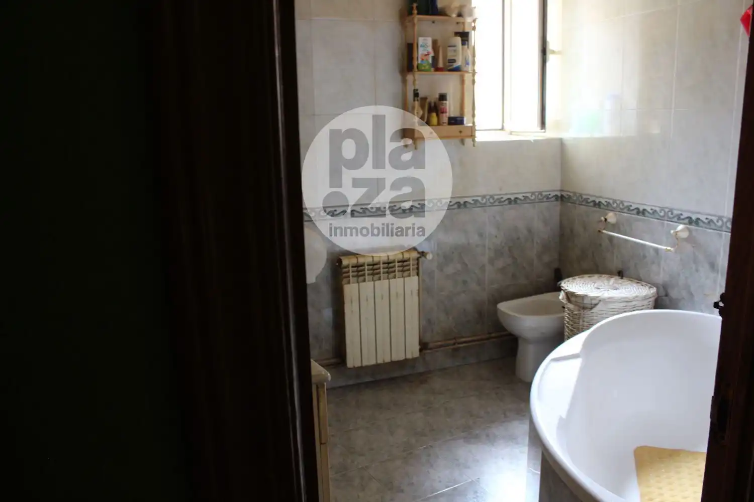 Bathroom of Flat for sale in Burgos  with Heating, Terrace and Storage room