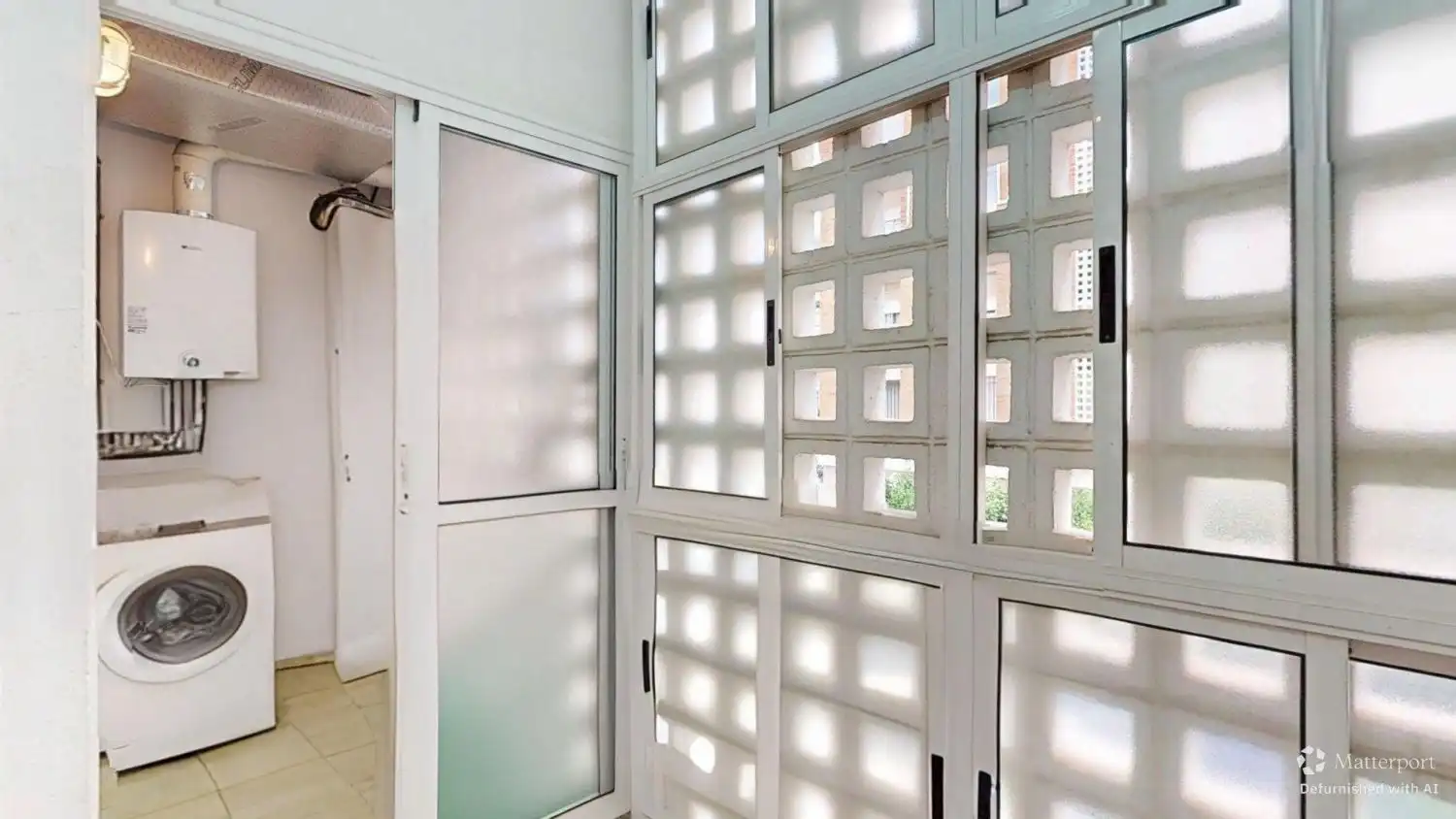 Flat for sale in Sevilla  with Air Conditioner, Heating and Terrace