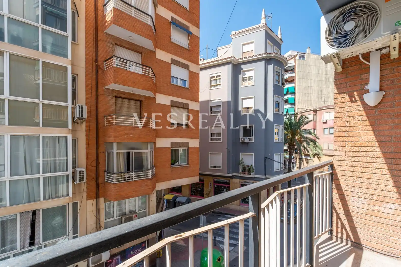 Piso de alquiler en Avenida POETA CARMELO CALVO, Mercado