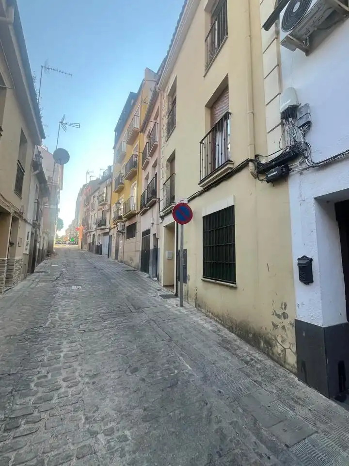 Exterior view of Houses for sale in Plasencia  with Air Conditioner