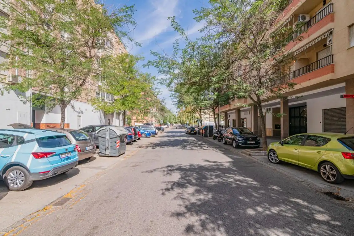 Exterior view of Flat for sale in Granada