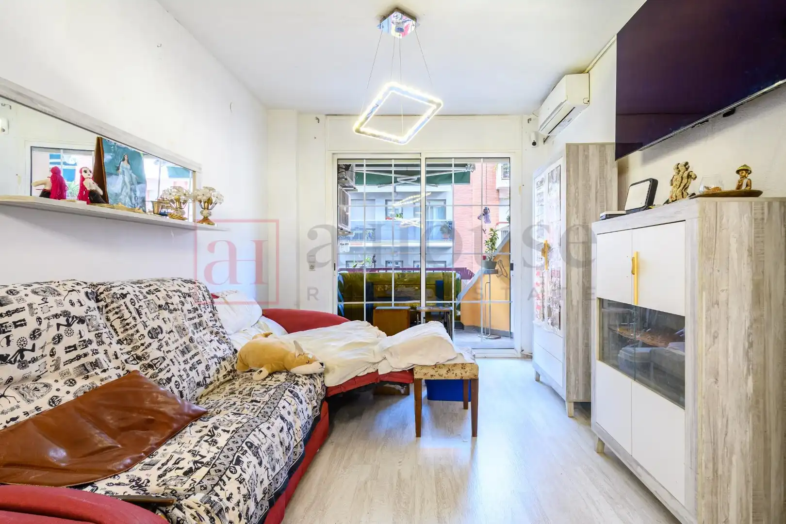 Sala de estar de Piso en venta en Barcelona con Aire acondicionado, Calefacción y Balcón