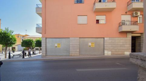 Photo 2 of Premises to rent in Real de Málaga Esquina Plaza Iglesia, Las Flores - Huerta, Granada