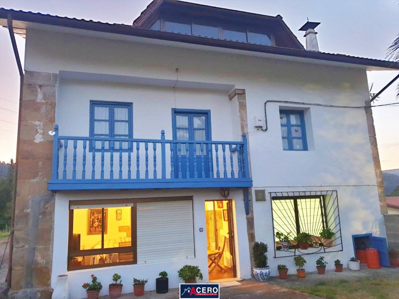 Vista exterior de Finca rústica en venda en Corvera de Toranzo amb Jardí privat i Balcó