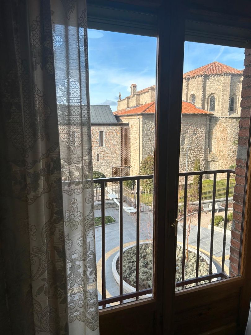 Vista exterior de Piso en venta en Ávila Capital con Calefacción y Balcón